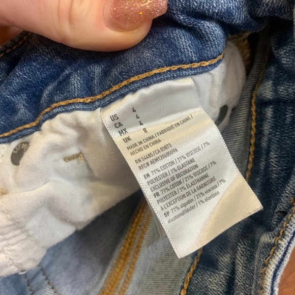 American Eagle Jean Shorts - Picture 4 of 5